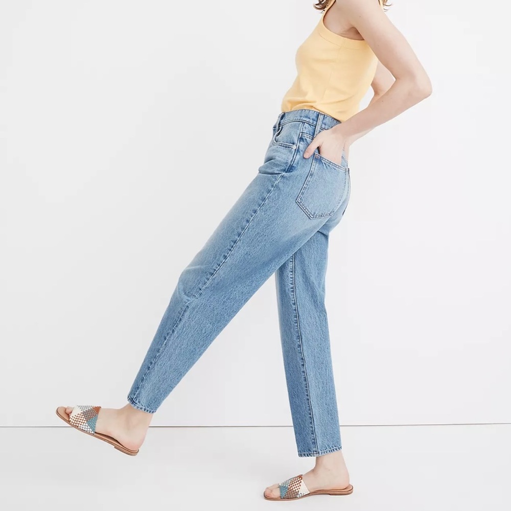 NWT  Madewell Baggy Tapered Jeans in Markwood Wash